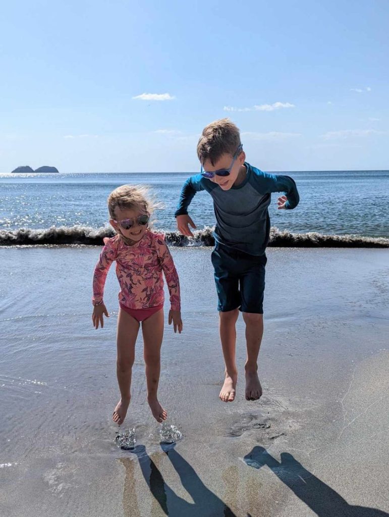 Costa Rica family 7 day itinerary beach jump kids