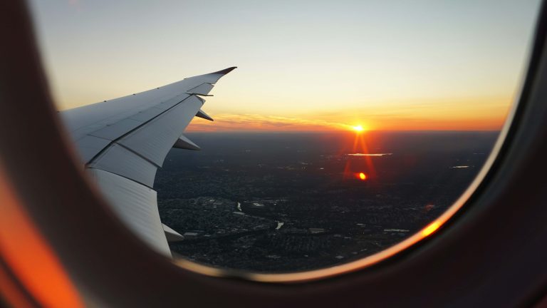 window of vacation based on flight schedule