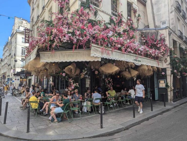 Find top 10 instagrammable restaurants in paris france, Maison Sauvage