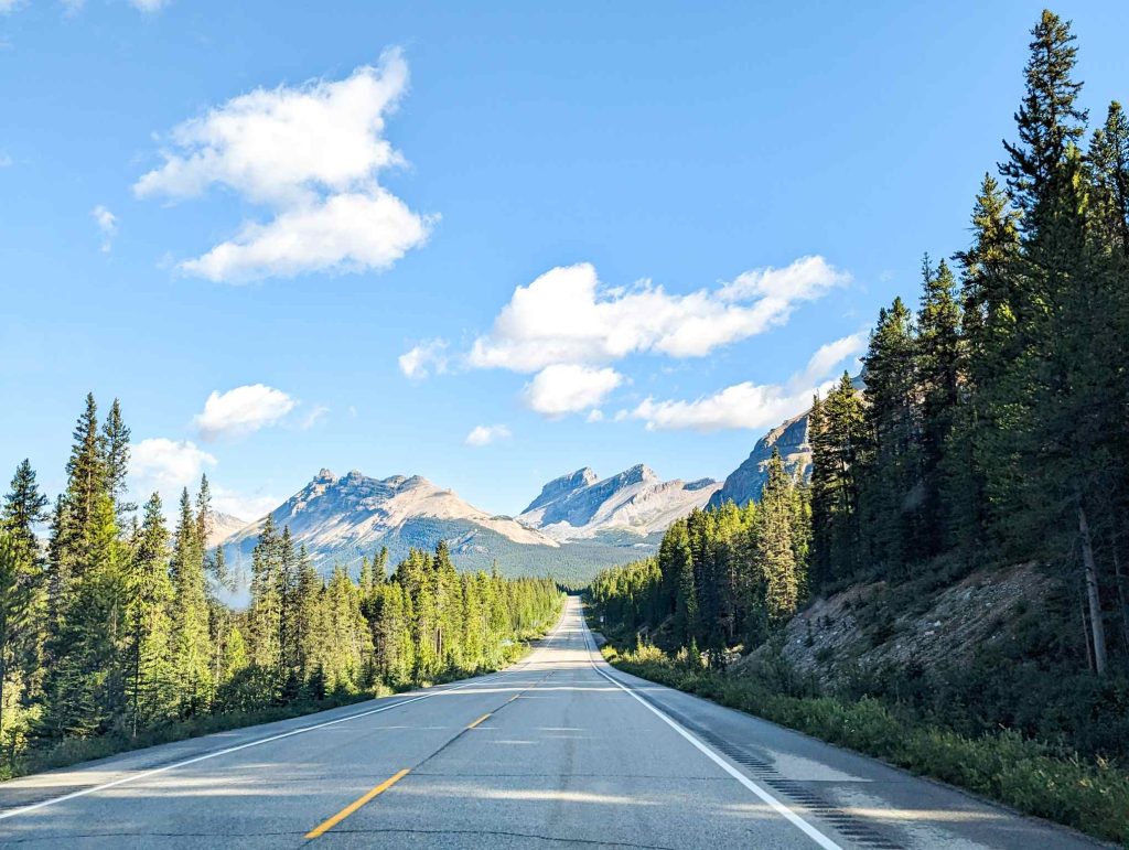 Banff Itinerary Must Do Icefields Parkway Drive